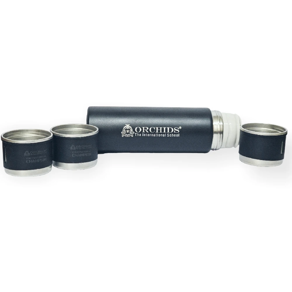 Corporate welcome gift flask set with insulated design